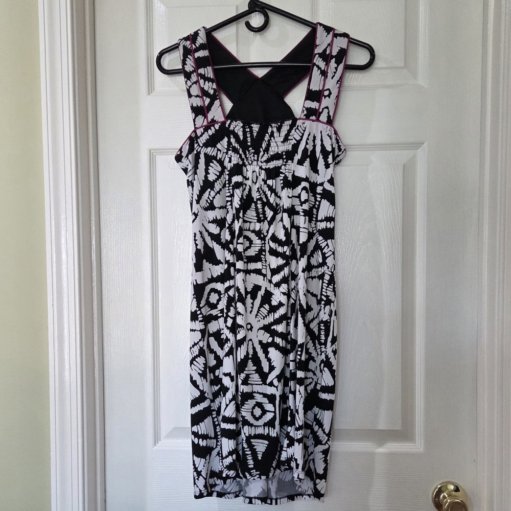 Sangria - B&W Tribal Print Dress - Picture 8 of 10